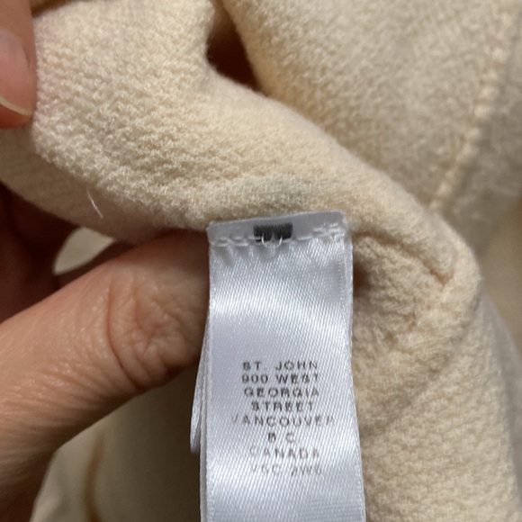 ST. John neutral cream vintage sweater jacket Sz 4 - Picture 9 of 11